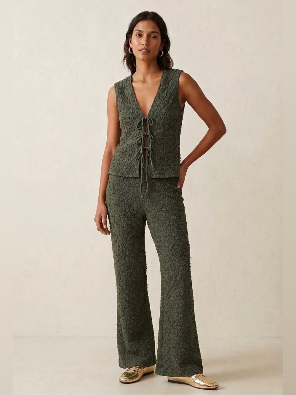 2 Piece Set: Deep Olive Stretch Bootcut Pants & Matching Sleeveless Vest Top: M
